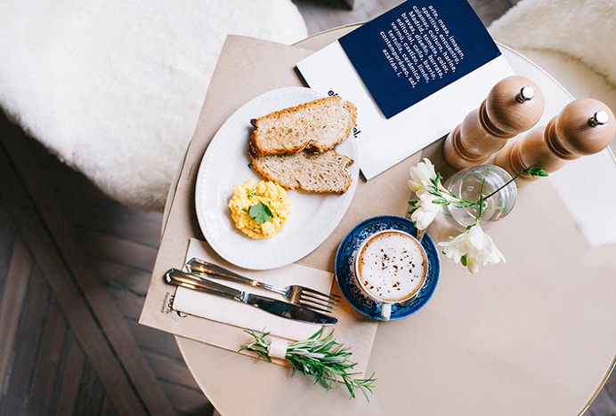 el imparcial. by Xavi Martinez #interior design #photography #menu #print