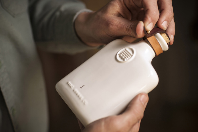 Beautiful ceramic flask design.