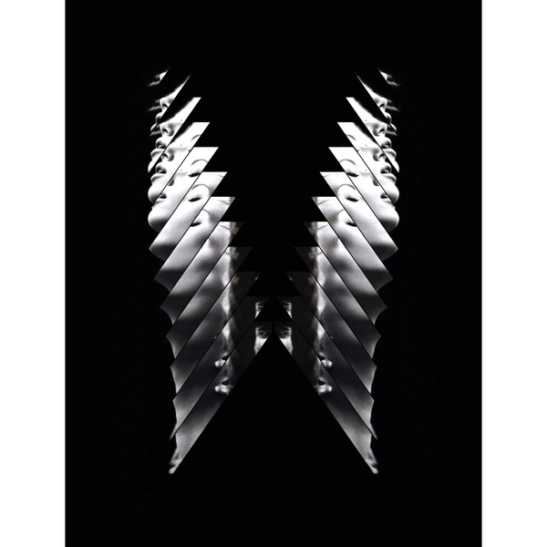 move main2 #pattern #black