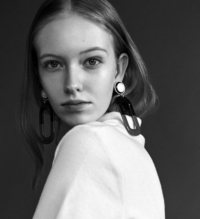 Beautiful Female Portrait Photography by Szilard Orban