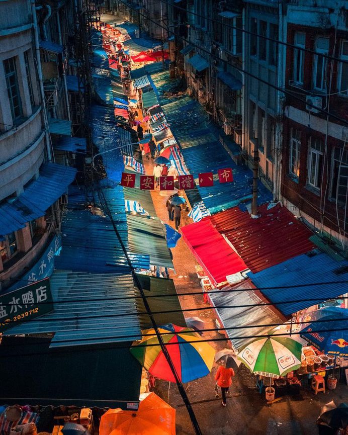Neon, Moody and Cinematic Nightscapes of Shanghai and Beyond by Victor Chiang