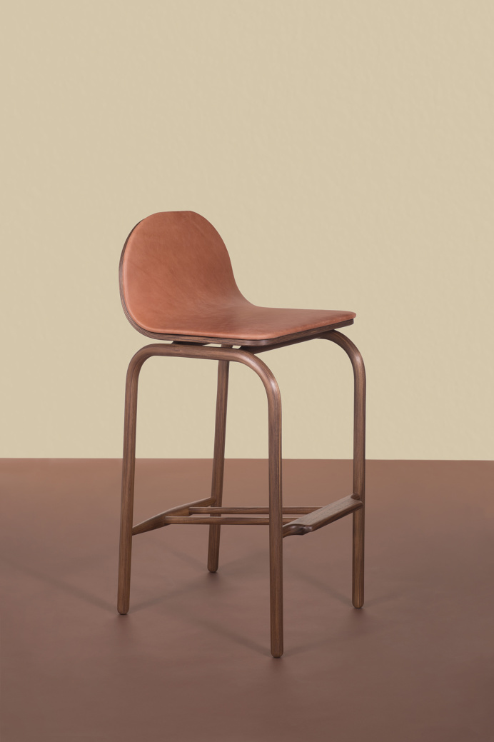 Fin High Stool