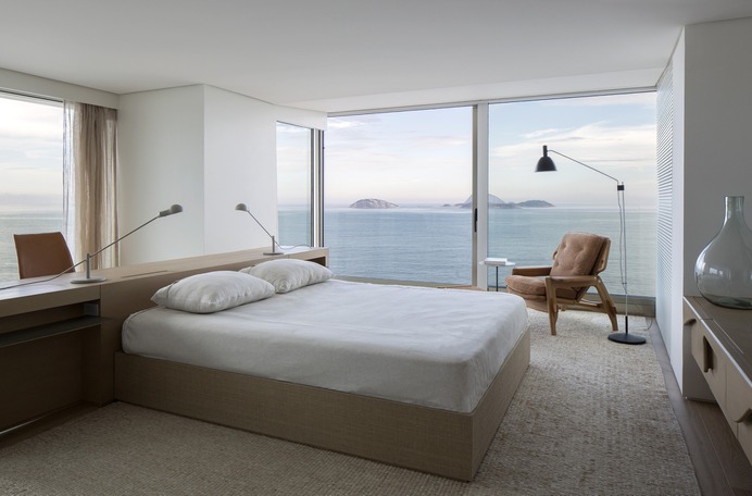 Apartamento RS by Studio Arthur Casas