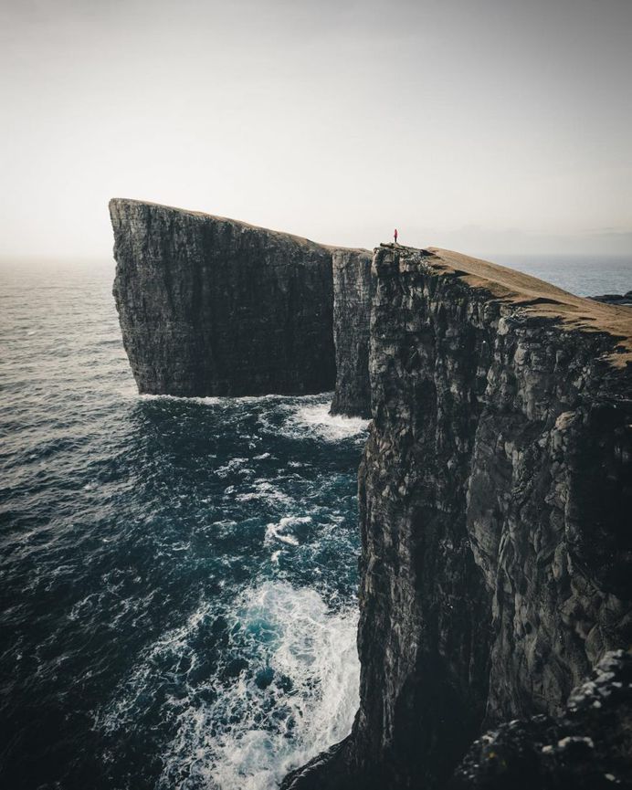#neverstopexploring: Stunning Moody Adventure Photography by Simon von Broich