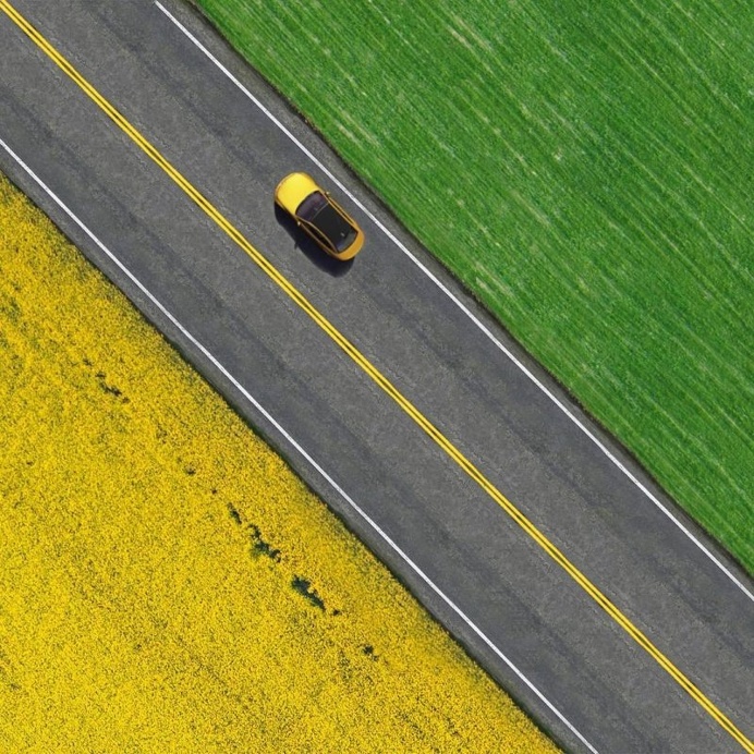 Diletta Pacifici Takes Incredible Minimalist and Colorful Urban Photography
