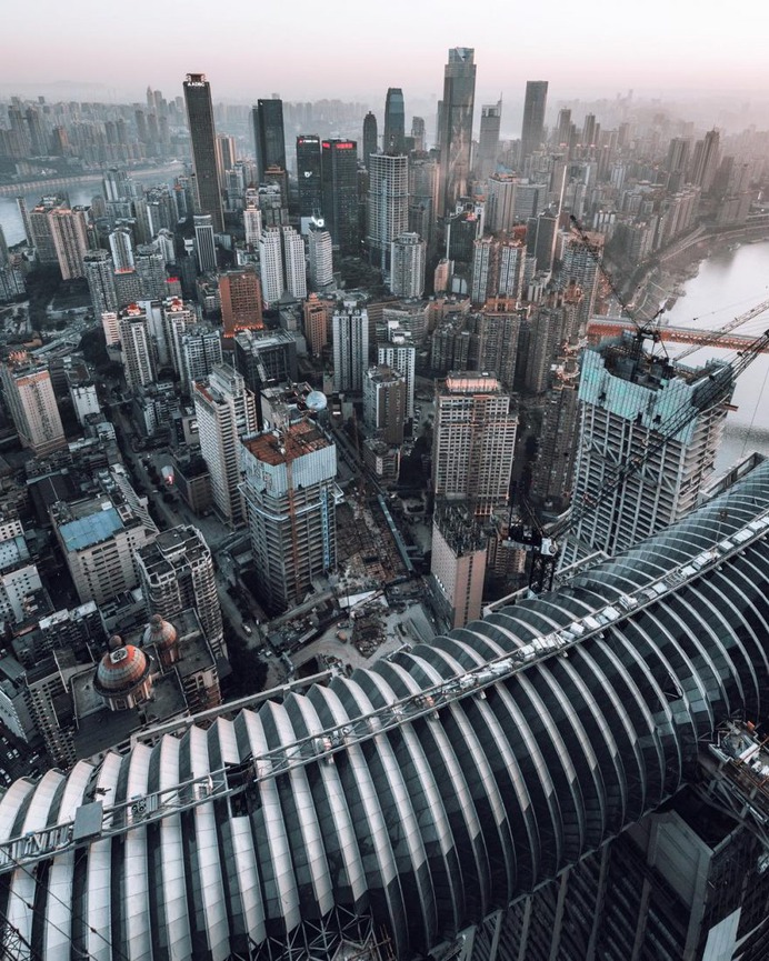 Creative Urban and Street Photography in Chongqing by Zhu Wenqiao