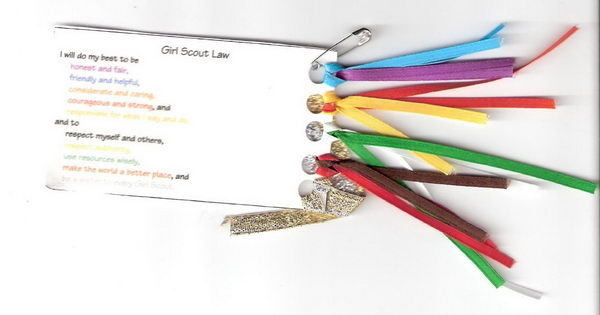 30+ Cool Girl Scout SWAPS Ideas #scout #girl #friend #gift #ideas