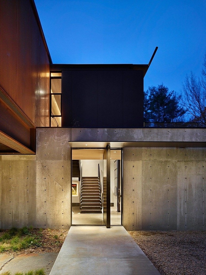 Berkshire Retreat Offers Stupendous Views of Massachusetts 3