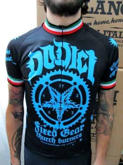 Dodici Cycling Jersey & Jacket | Oct 2010 | PEDAL Consumption #design #clothing #jersey #bike