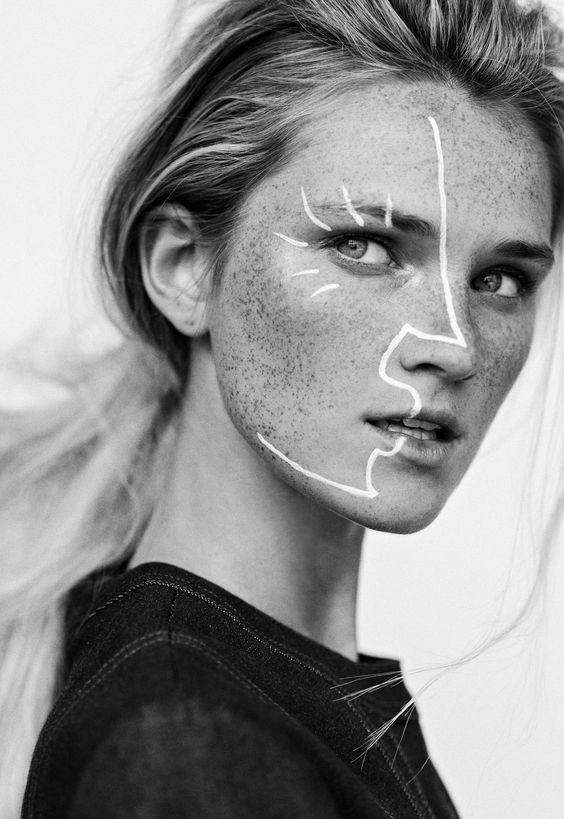 Claire Plekhoff /based in Paris