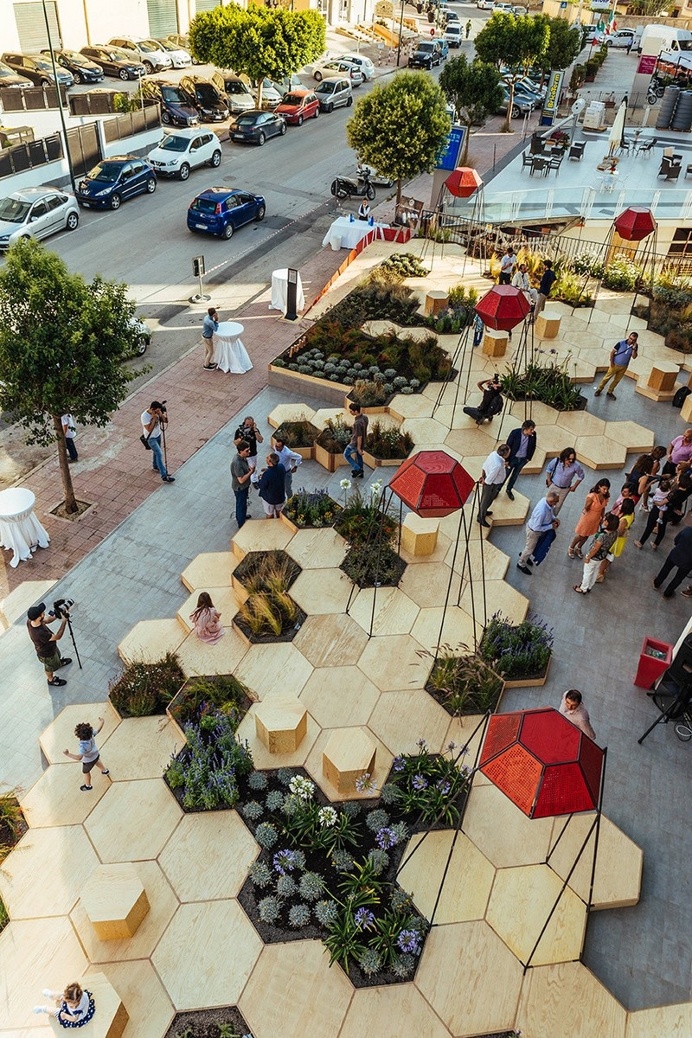 Zighizaghi – Urban Garden by OFL Architecture