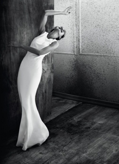 Merde! - Fashion photography chapmanmogridge: Lindsey... #fashion #photography