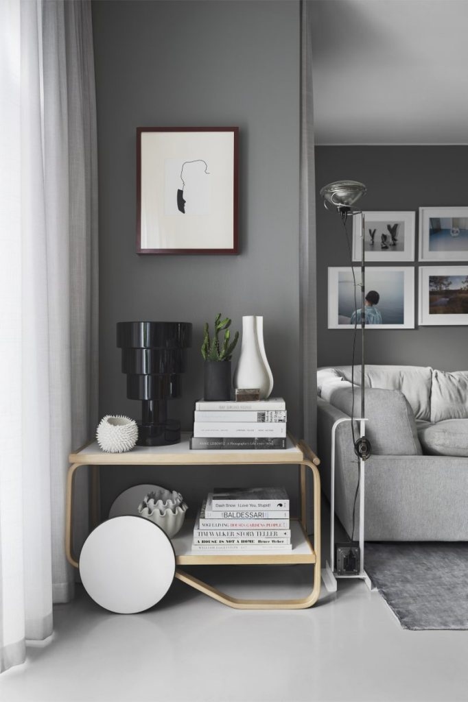 Daniel Lindström's living room in grey - via Coco Lapine Design blog