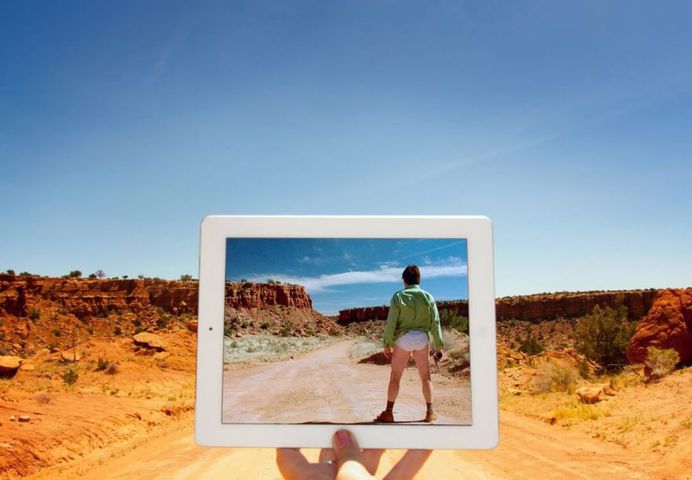 Instagram Duo Travels The World To Capture Sceneframing Photos From Famous Scenes