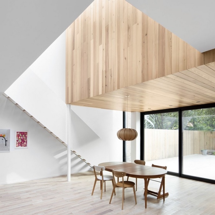 Mentana House – Minimalist Home by EM Architecture