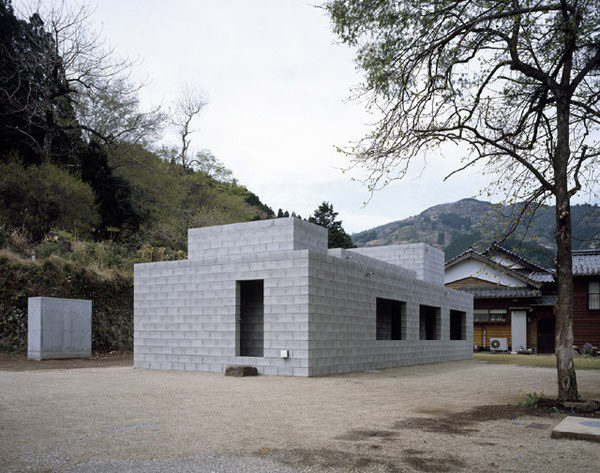Silent house / Takao Shiotsuka Atelier #silent #house