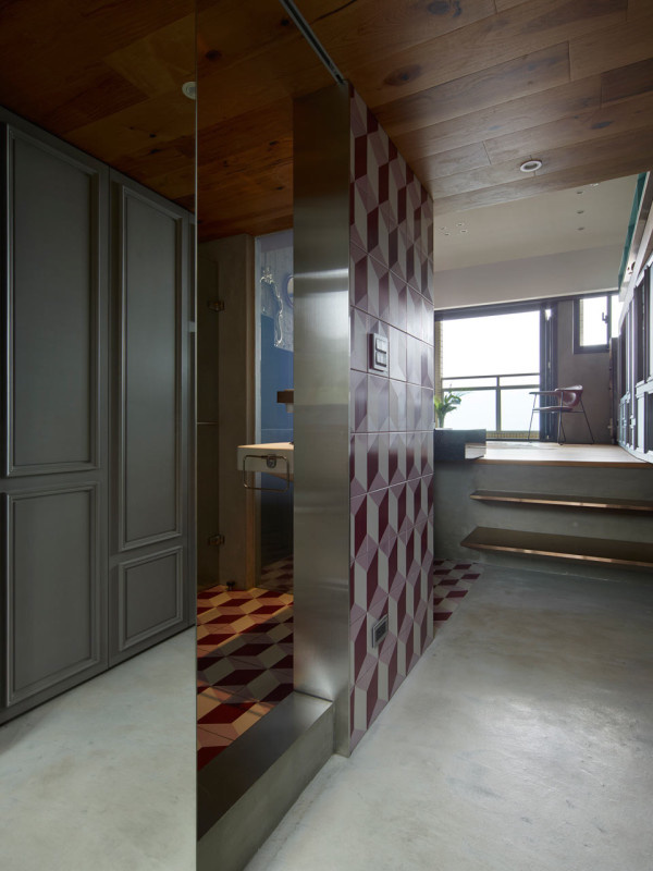 A TAIPEI HOUSE DESIGNED FOR TOY BUILDING AND COLLECTIONS