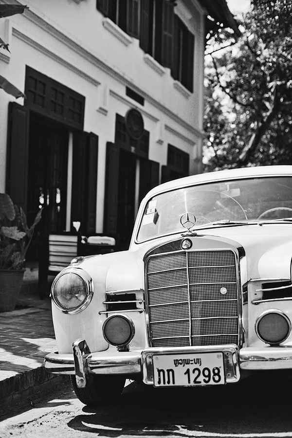 line x shape x colour #white #and #black #mercedes #vintage #street #car
