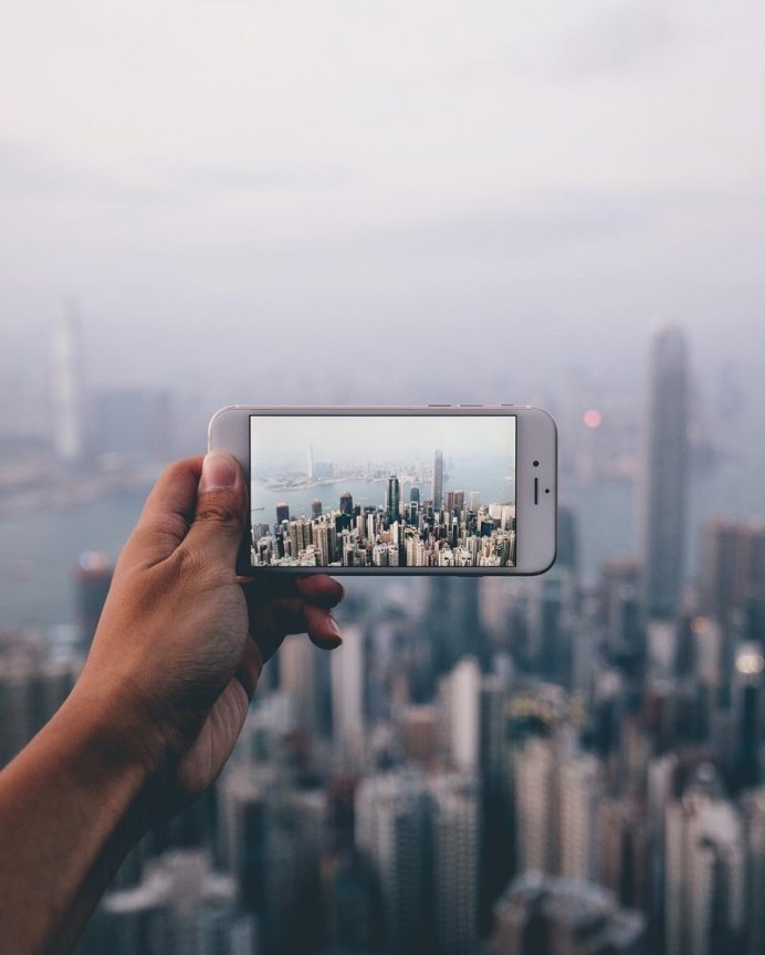 The Stunning Beauty Of Hong Kong's Cityscapes by Yik Keat