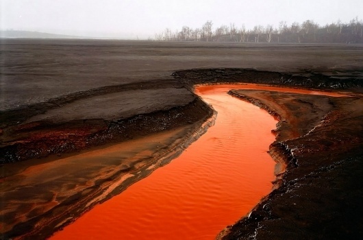 RÃ©sultats Google Recherche d'images correspondant Ã http://www.laboiteverte.fr/wp-content/uploads/2010/09/EDWARD-BURTYNSKY-PAYSAGE-MANUFACTURE-01.jp #photography