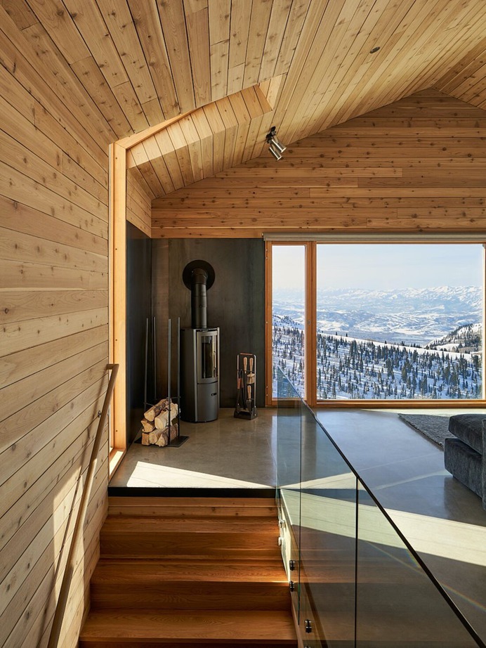fireplace, MacKay-Lyons Sweetapple Architects