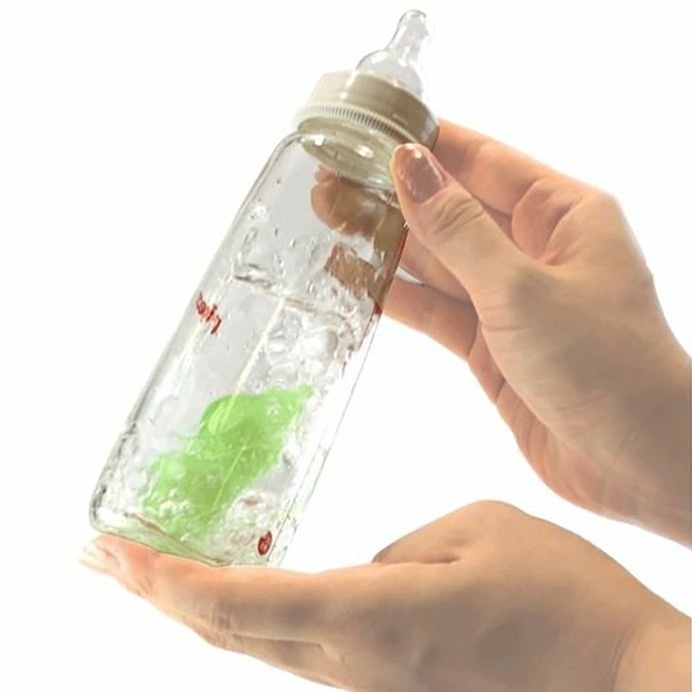 Effortless clean every nook and cranny of your water bottle. #modern #lifestyle #design #home #product #kitchen #industrial #style