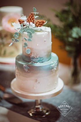 Hand-Painted Cakes You Have To See ,best cake,best cakes,big cakes,cake,cake images,cakes,cakes ideas,designer cake,designer floral cakes,desserts,floral cakes,wedding cakes,yummy cakes