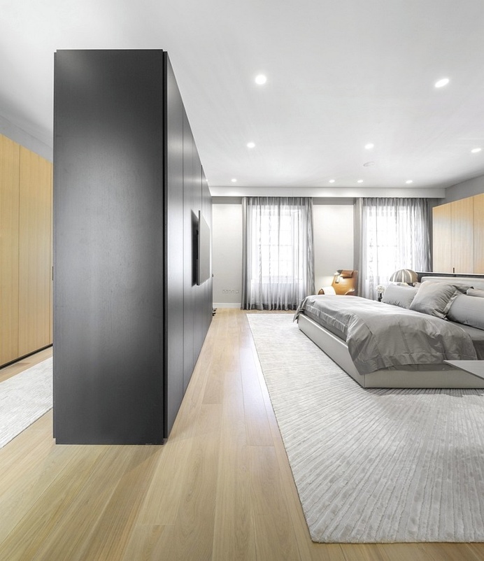 Search London Penthouse Renovation for a Young Art-Collector Couple