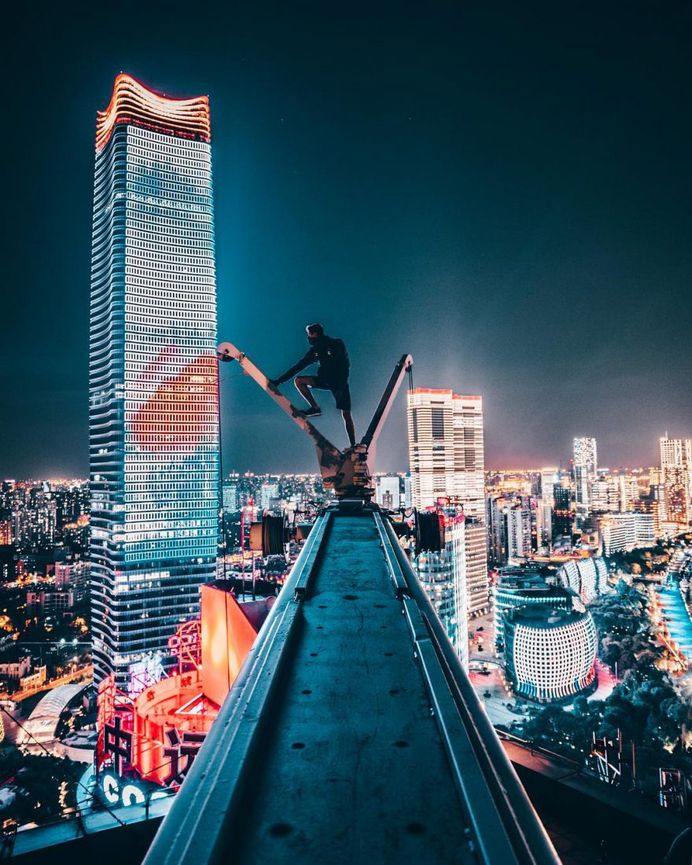 Outstanding Cityscape and Rooftop Photography by Austin Hsu