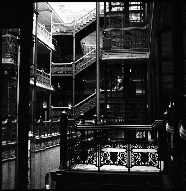 photo #interior #blade #bradbury #runner #architecture #stairs