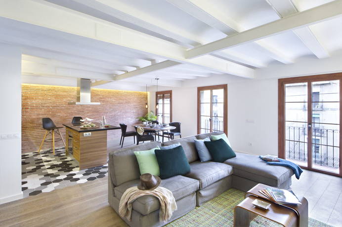 Egue y Seta apartment