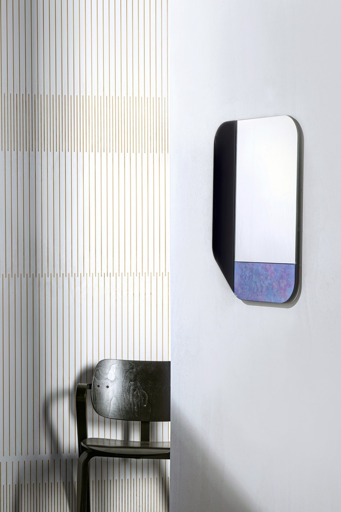 Wrong Geometries by Mirrors Collective