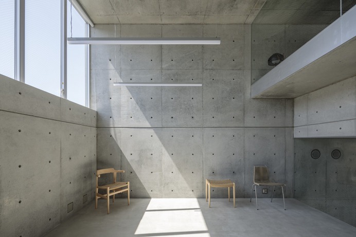Hakushima Atelier by Yutaka Yoshida Architect & Associates