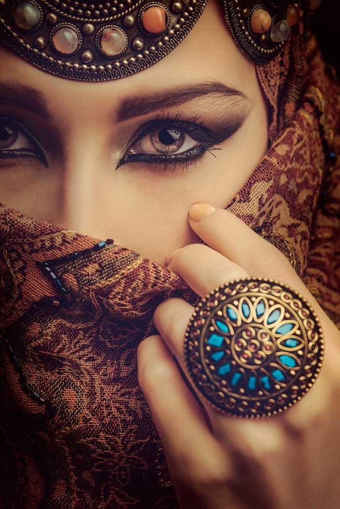 Conceptual and Fairy Tale Portrait Photography by Ivan Bliznetsov