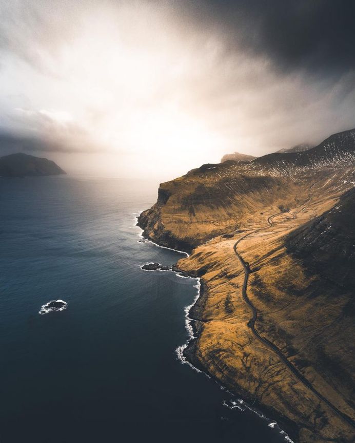 #neverstopexploring: Stunning Moody Adventure Photography by Simon von Broich