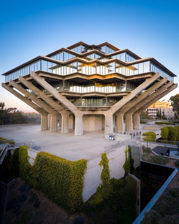 Striking Architecture Photos in SF Bay Area by Gavin George