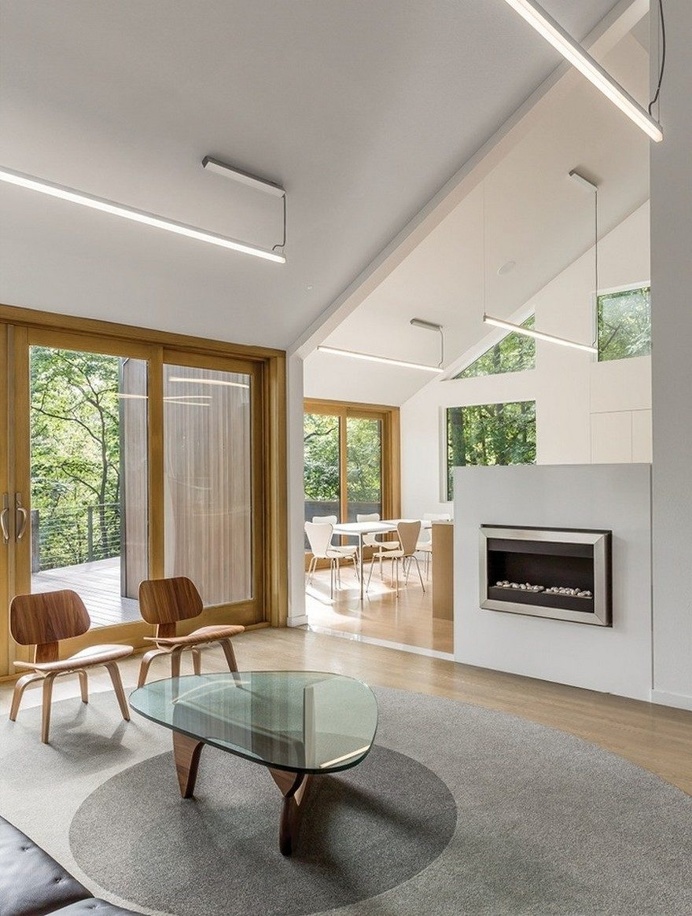Renovation of a Private Residence on a Wooded Site Near Iowa City, Iowa 6