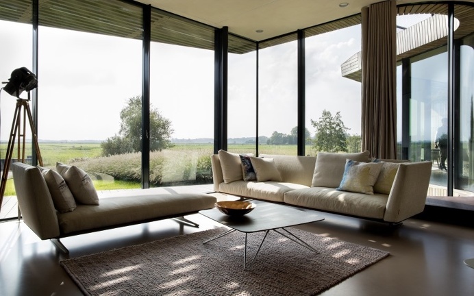 Contemporary Smart Home