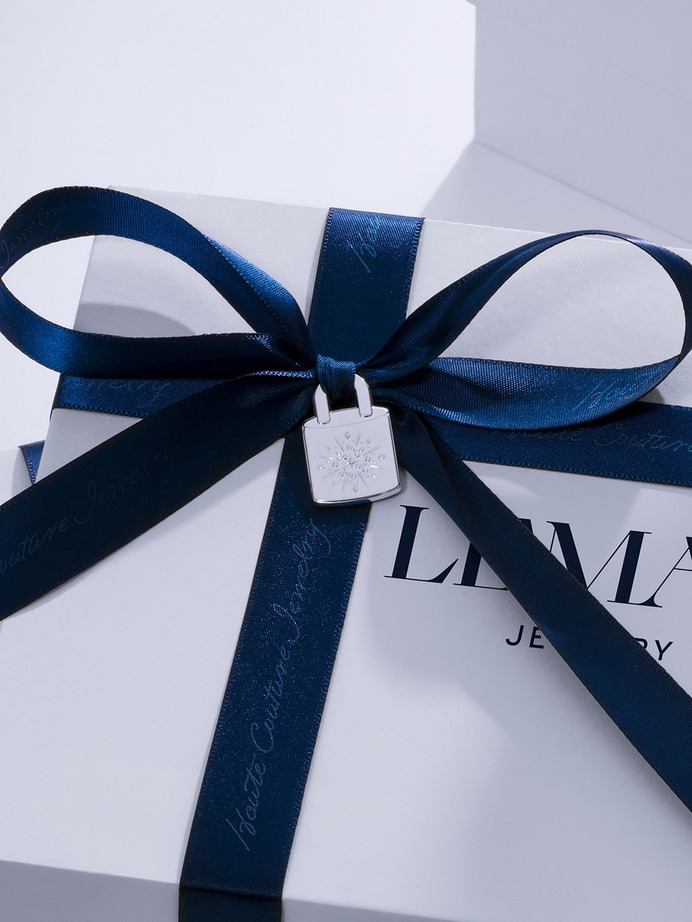 Leman Jewelry Rebranding - Mindsparkle Mag M — N Associates designed Leman Jewelry rebranding. Leman Jewelry stands out as an independent haute couture design brand specializing on diamonds and haute couture design. #logo #packaging #identity #branding #design #color #photography #graphic #design #gallery #blog #project #mindsparkle #mag #beautiful #portfolio #designer