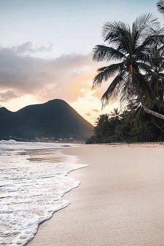 Welcome to our review of the best honeymoon destinations in 2019. We've reviewed dozens of destinations from around world. With the advice you'll find in this post you'll discover tons of great beaches, resorts, and activities so that you can experience an ideal vacation after you tie the knot.