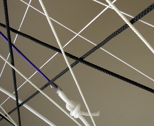 DEUTSCHE & JAPANER - Creative Studio - kiosk opening #lines #rope #graphic #installation