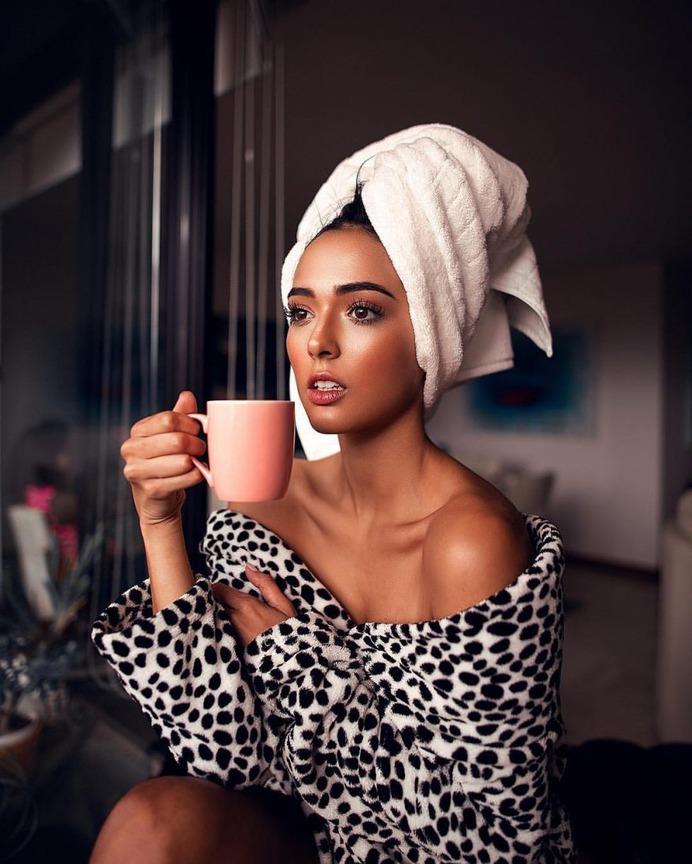 Moody Street Style Portrait Photography by Alejandro Gonzalez