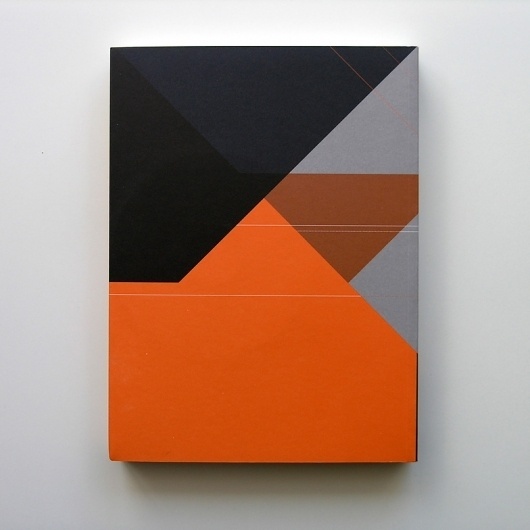 Arte e Delinquência F.C.Gulbenkian / 2012 | MAGA #orange #design #graphic #art