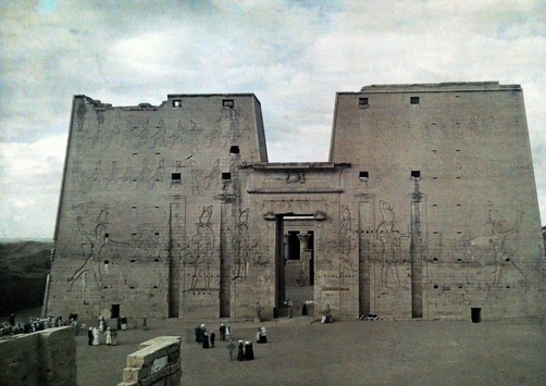 Egypt, 1920s, in colour « How to be a Retronaut #temple #of #egypt #horus