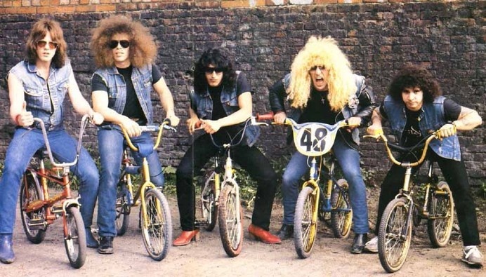 T H E D I G G E S T . C O M #metal #bmx #sister #twisted