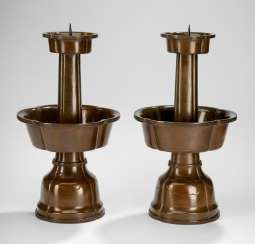 Pair of candlesticks Bronze