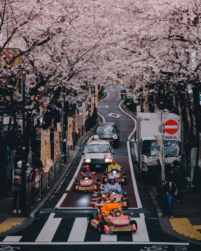 Stunning and Cinematic Street Photography in Japan by Hiro Goto