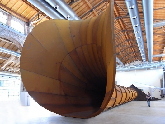anish kapoor: dirty corner #sculpture #geometry #kapoor #anish