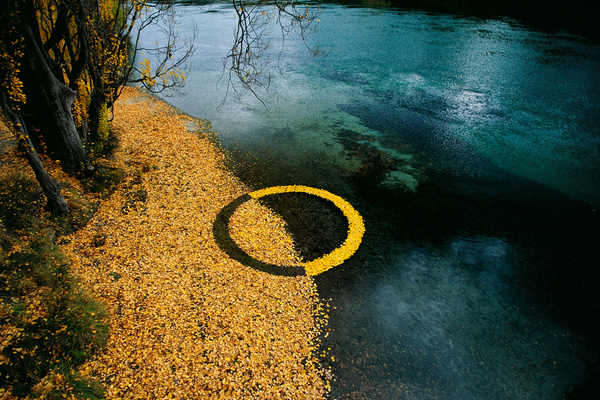 Ephemeral Environmental Sculptures Evoke Cycles of NatureJanuary 1 #natural #sculpture #nature