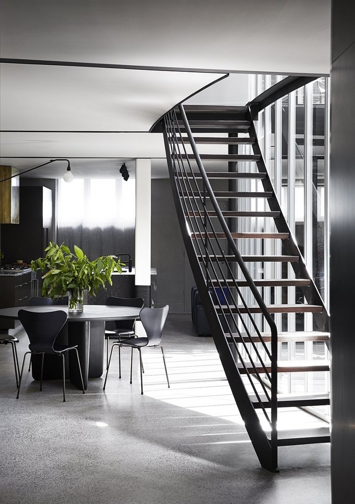 Fitzroy House – Relaxing Retreat by Fiona Lynch